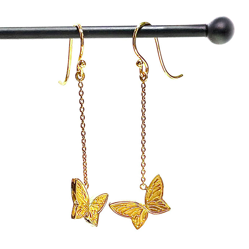 Flying Golden Butterflies シルバーピアス